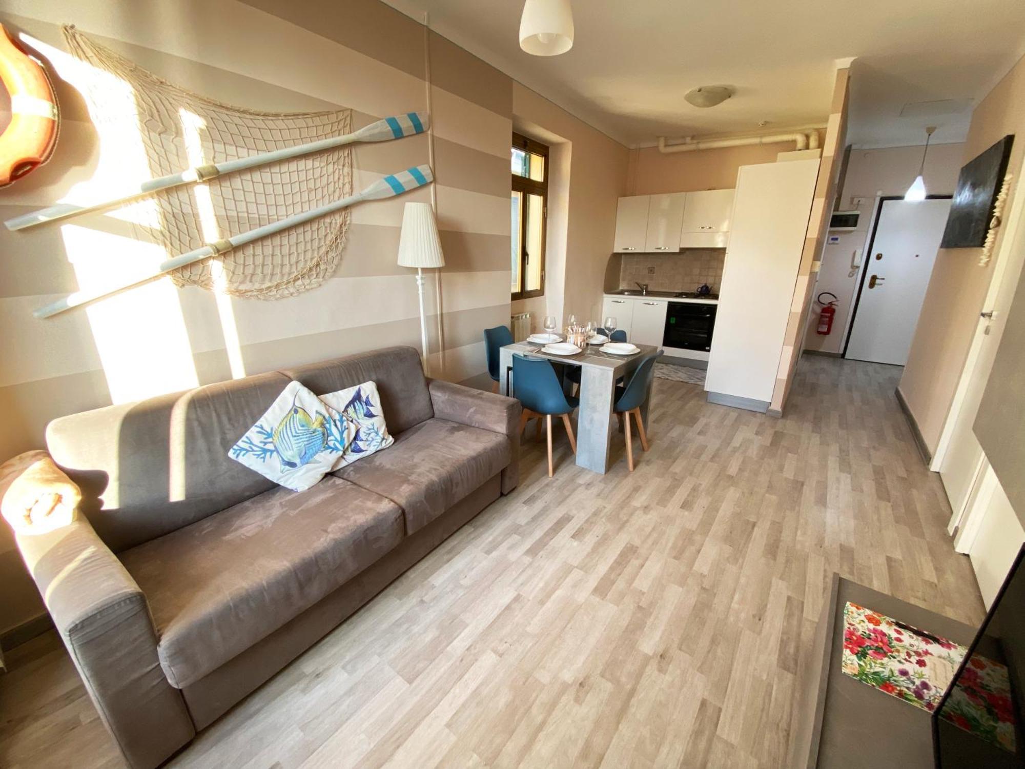 L'Eternita' E' Il Mare Mischiato Col Sole Rimbaud Apartment เวนติมิญา ภายนอก รูปภาพ