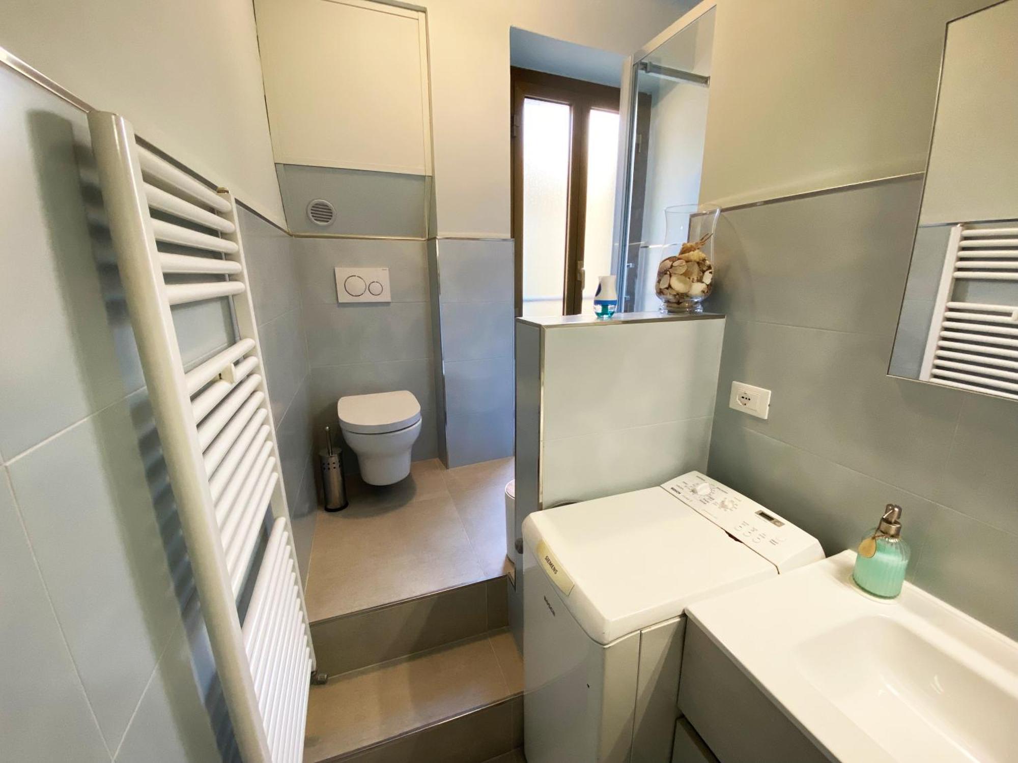 L'Eternita' E' Il Mare Mischiato Col Sole Rimbaud Apartment เวนติมิญา ภายนอก รูปภาพ